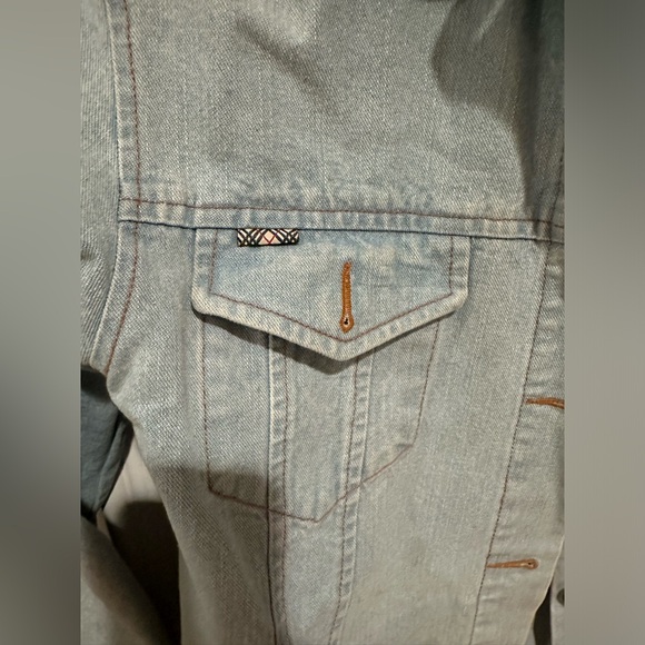 Burberry Women's Lightwash Denim Jacket - Picture 5 of 7